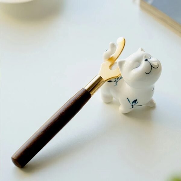 Ceramic Proud Cat Tea Pet Decorative Ornament