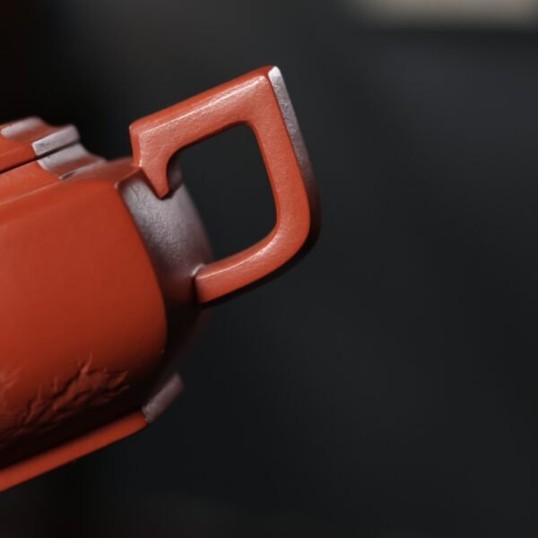 Zhu Ni Clay Liu Fang Xue Hua 280ml Yixing Teapot