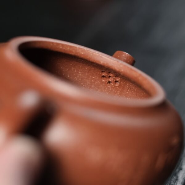Red Jiangpo Clay Tang Feng 200ml Yixing Teapot