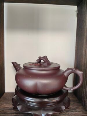 Aged purple clay teapot Meizhuang shape